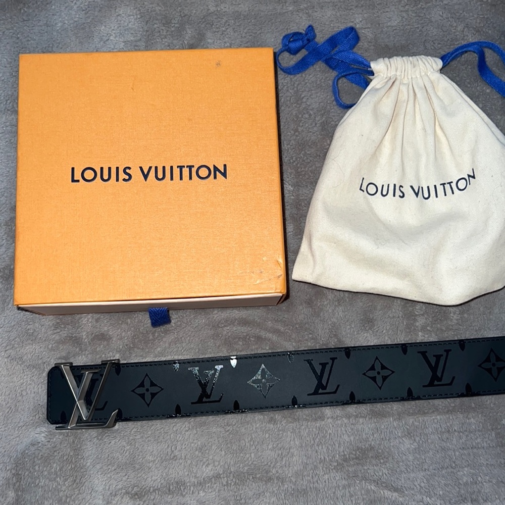 Louis Vuitton belt